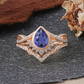 Ultra Luxurious Vintage Pear-Cut Tanzanite Ring Set